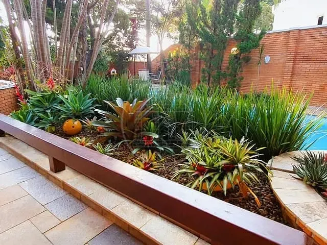 Casa com 800m² 5 quartos e 9 banheiros, à venda, no bairro Jardim Leonor em São Paulo