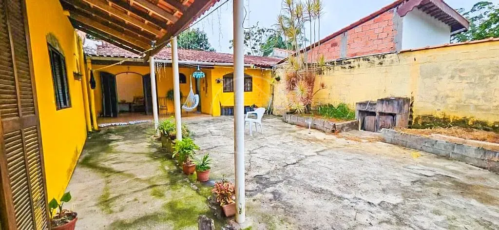 Casa, 3 quartos, 200 m² - Foto 1