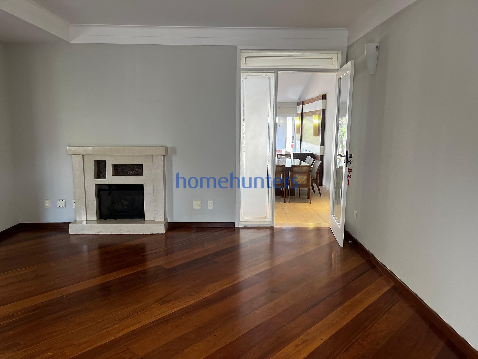 Casa à venda e aluguel com 4 quartos, 320m² - Foto 5