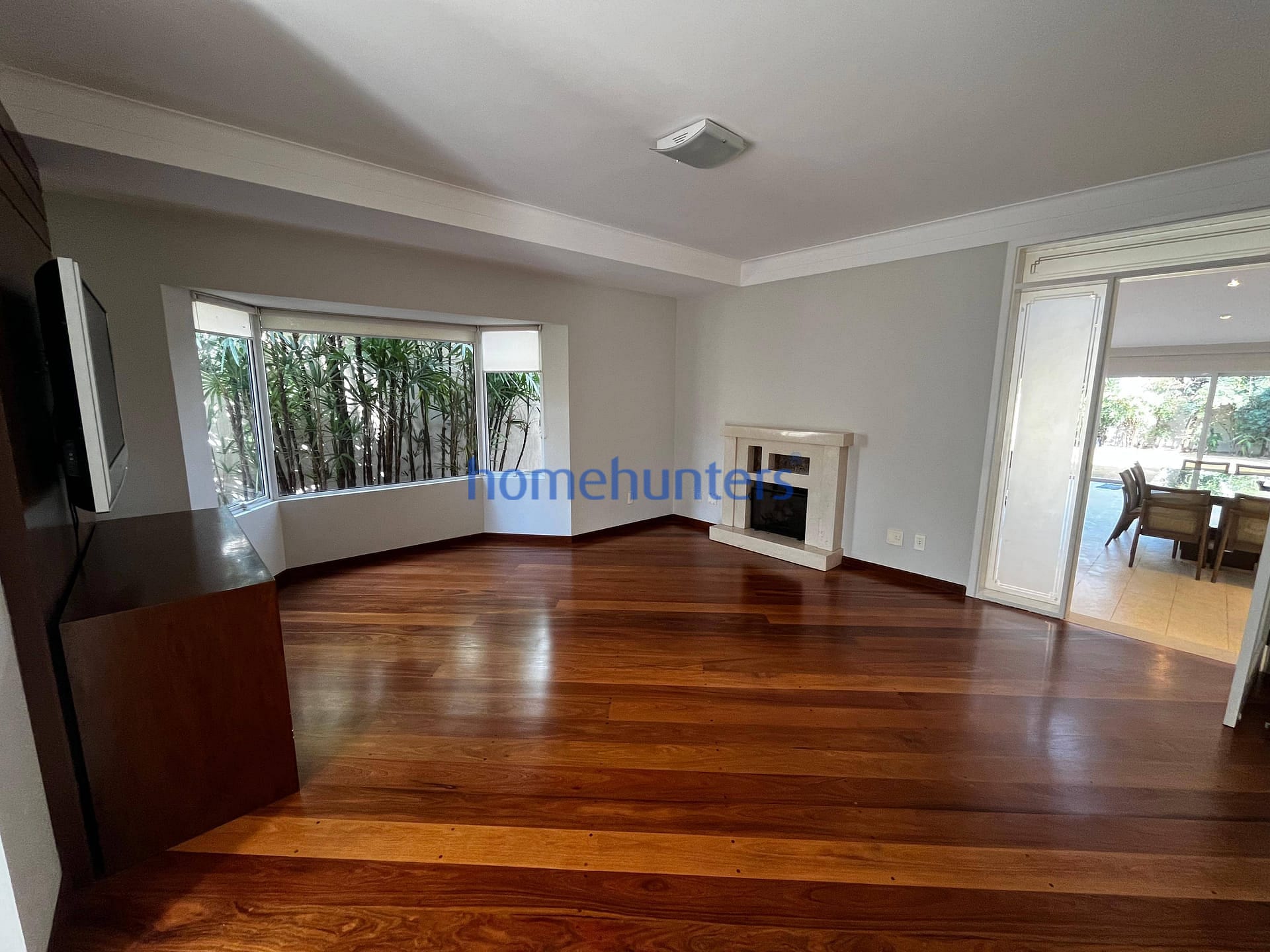 Casa à venda e aluguel com 4 quartos, 320m² - Foto 6