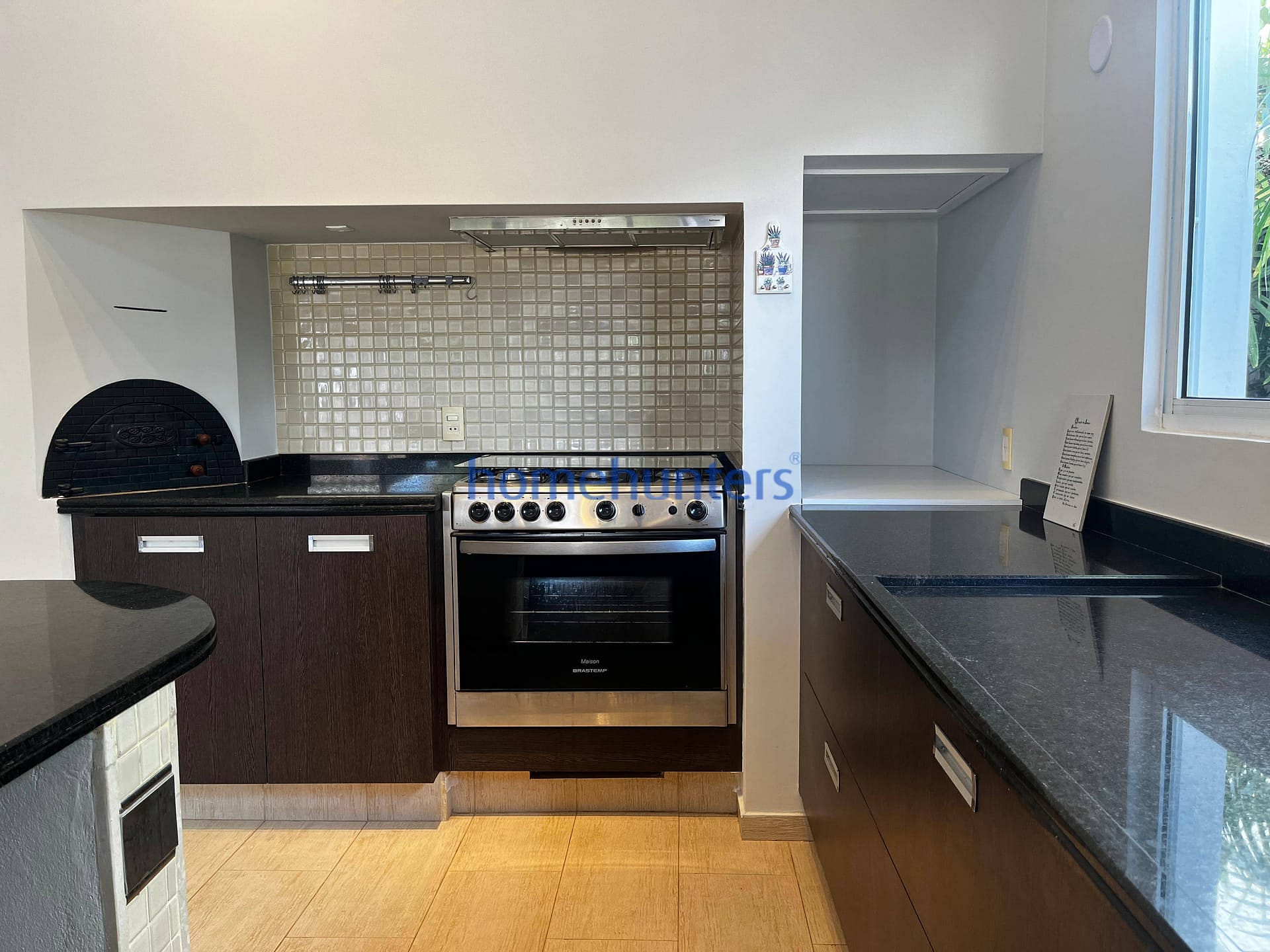 Casa à venda e aluguel com 4 quartos, 320m² - Foto 12
