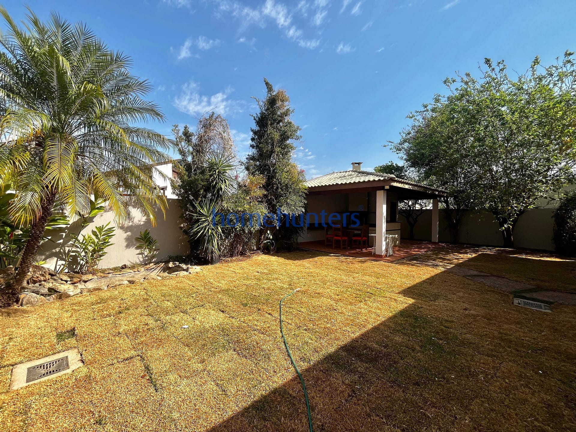 Casa à venda e aluguel com 4 quartos, 320m² - Foto 19