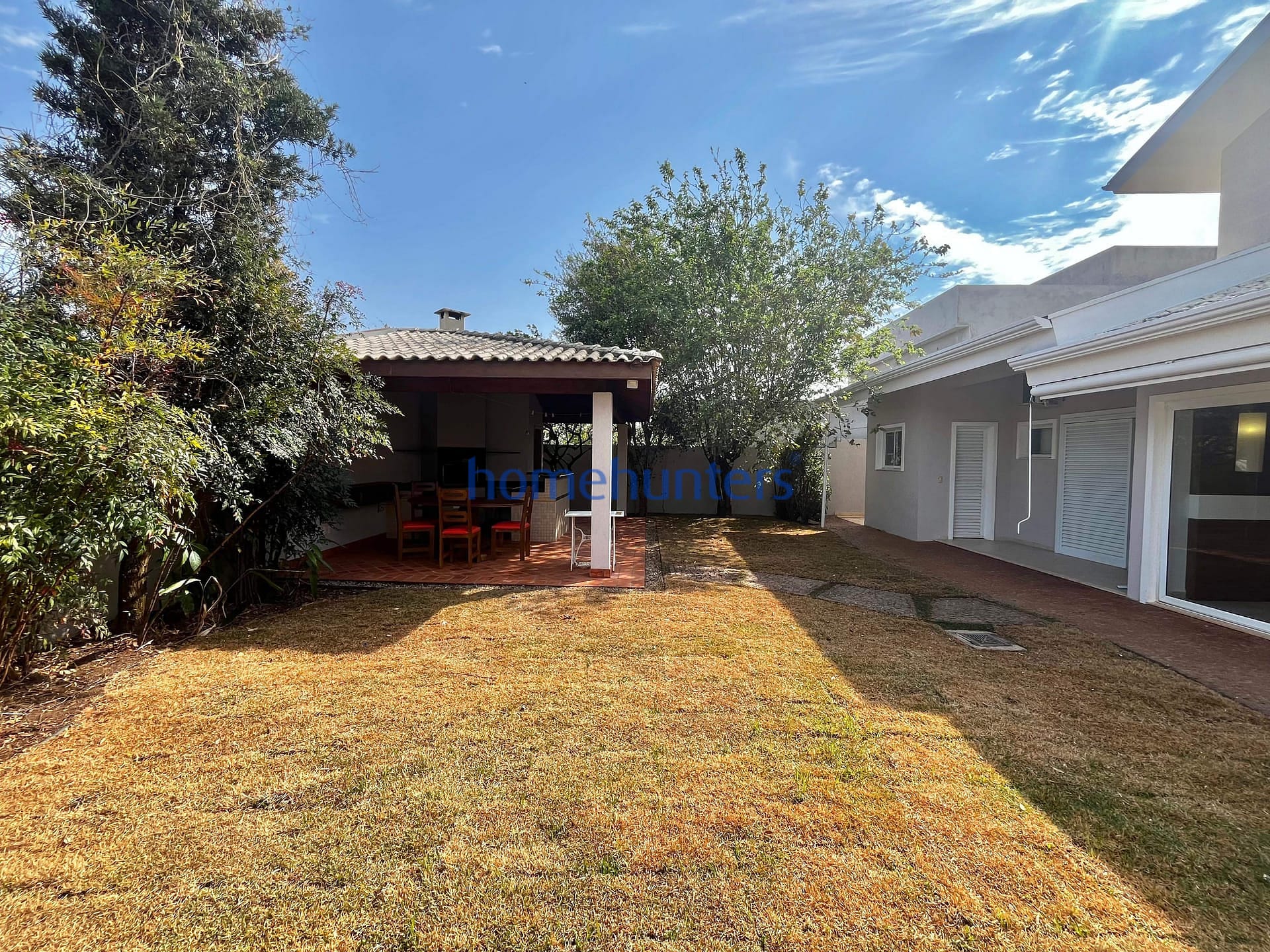 Casa à venda e aluguel com 4 quartos, 320m² - Foto 25