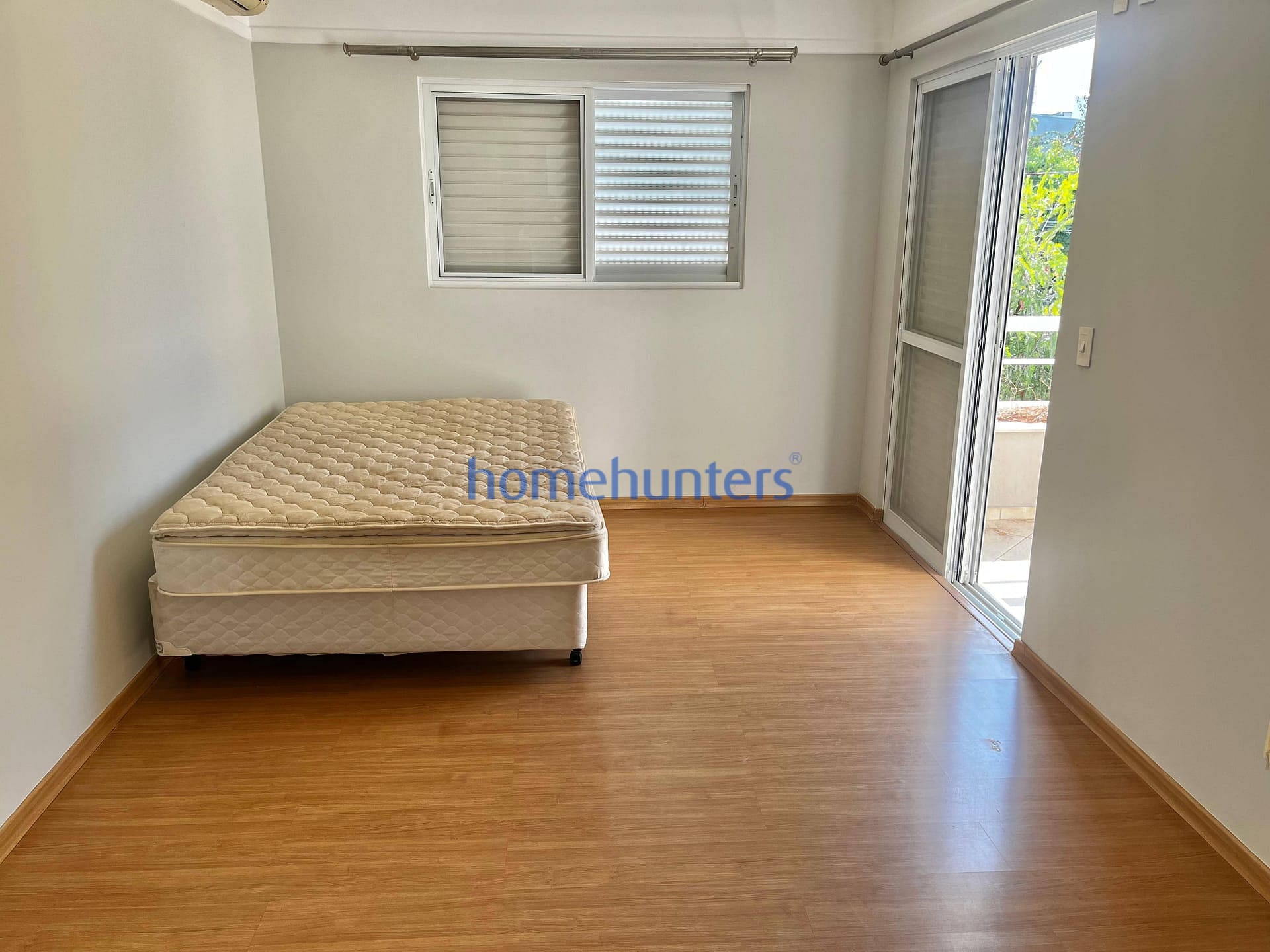 Casa à venda e aluguel com 4 quartos, 320m² - Foto 40
