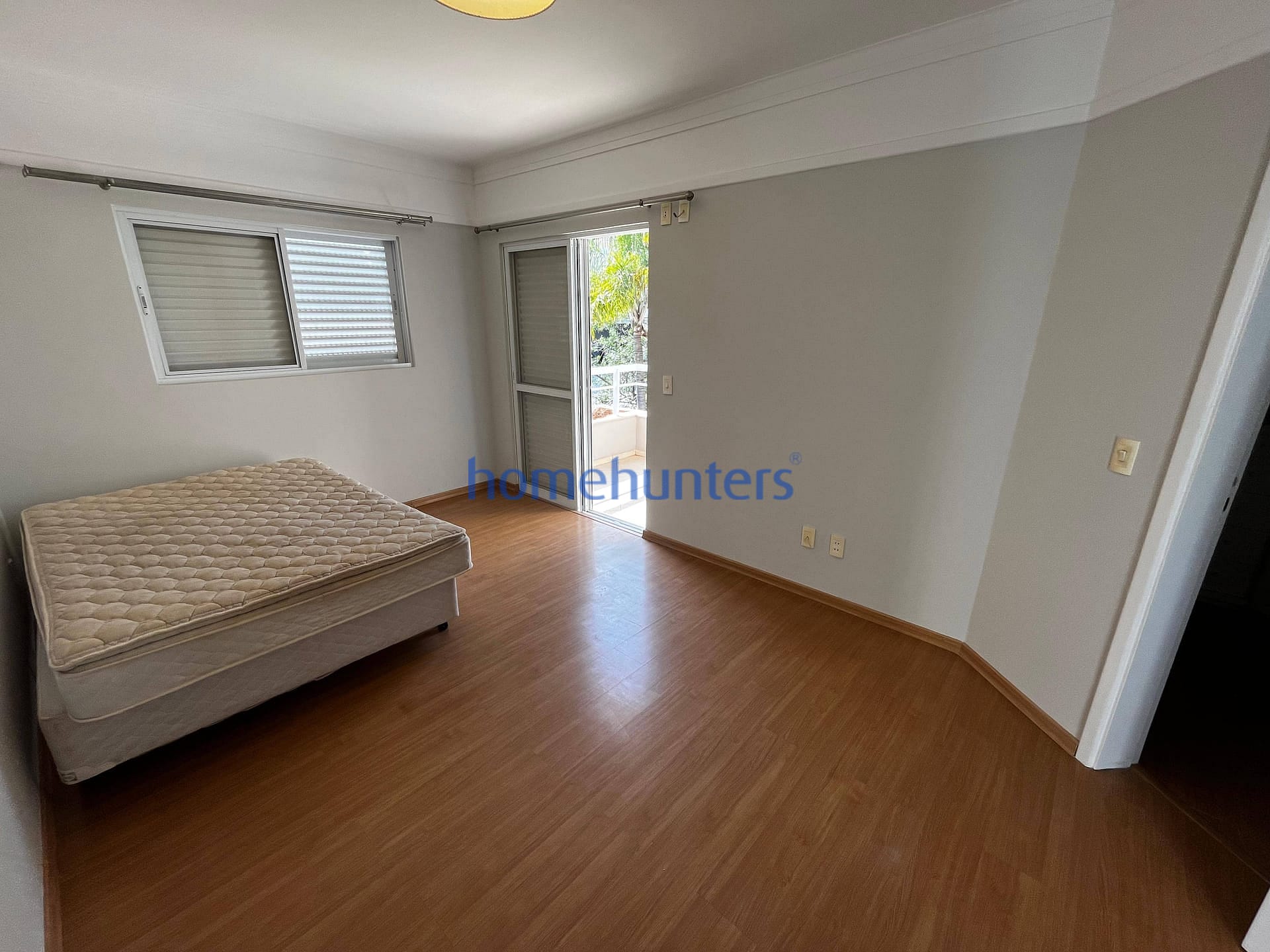 Casa à venda e aluguel com 4 quartos, 320m² - Foto 42