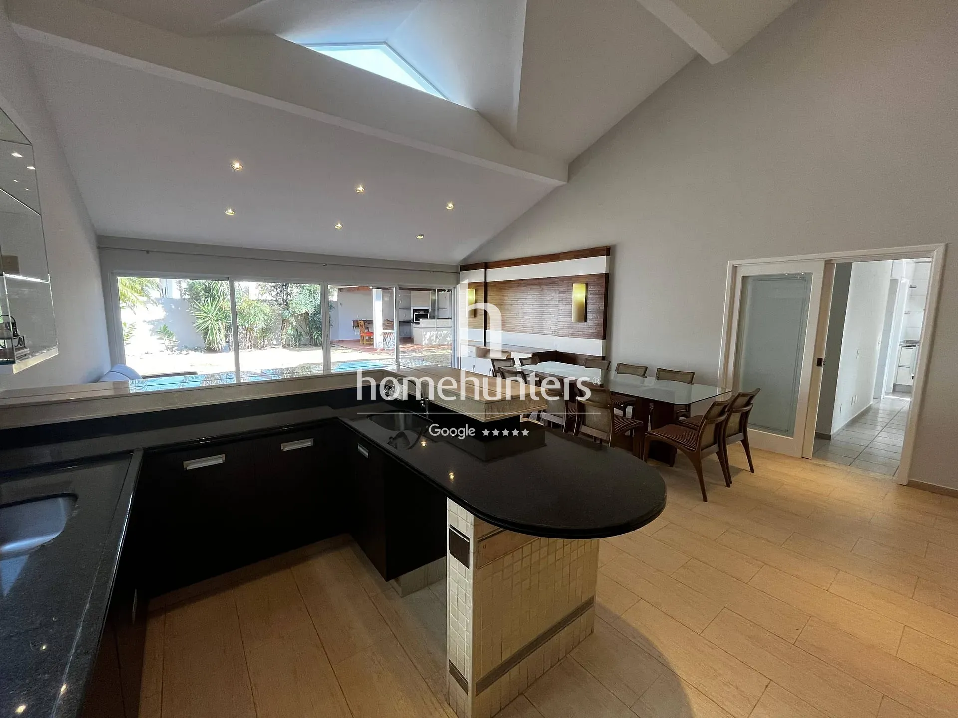 Casa, 4 quartos, 320 m² - Foto 11