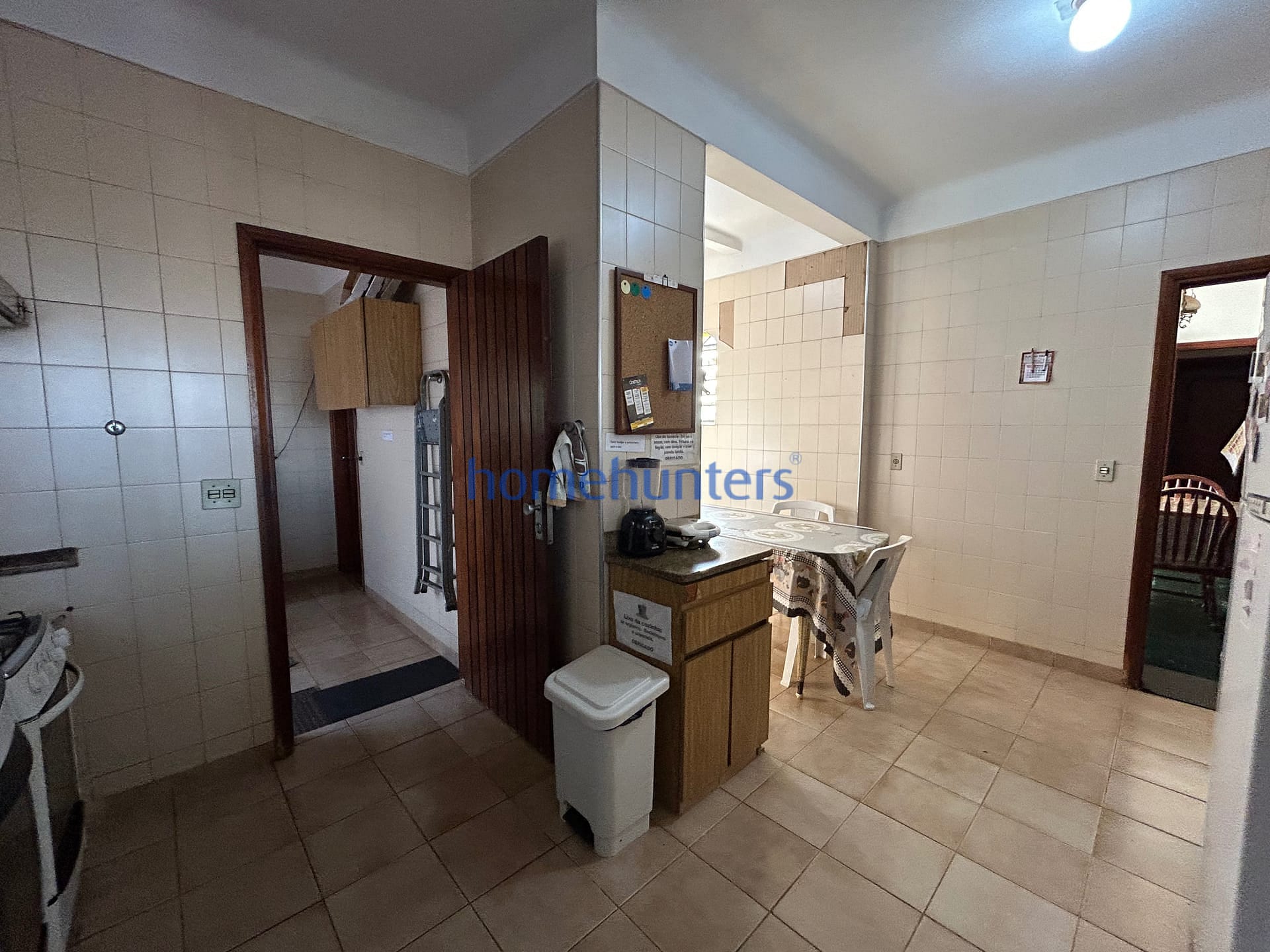 Casa para alugar com 7 quartos, 357m² - Foto 6