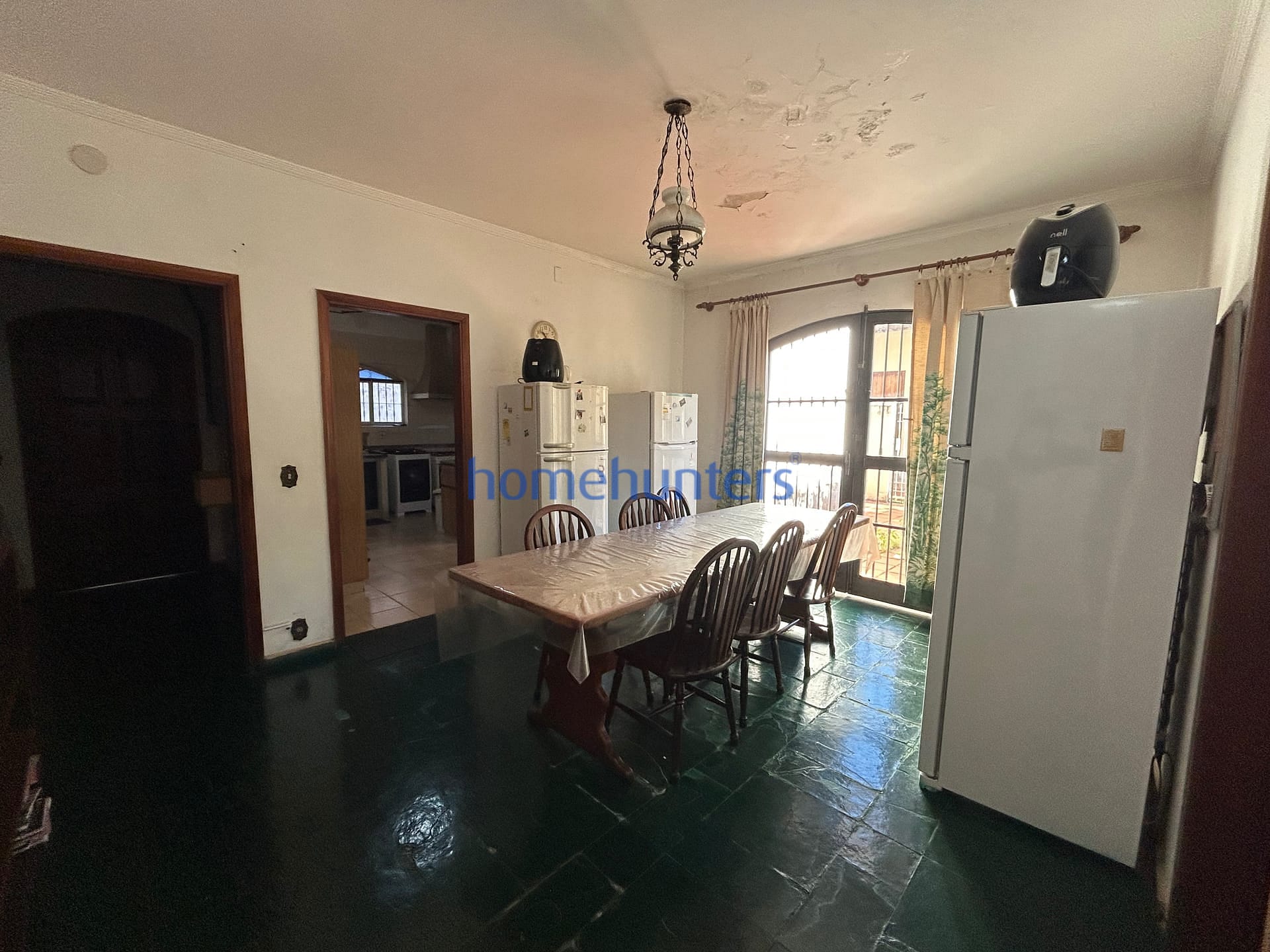 Casa para alugar com 7 quartos, 357m² - Foto 11