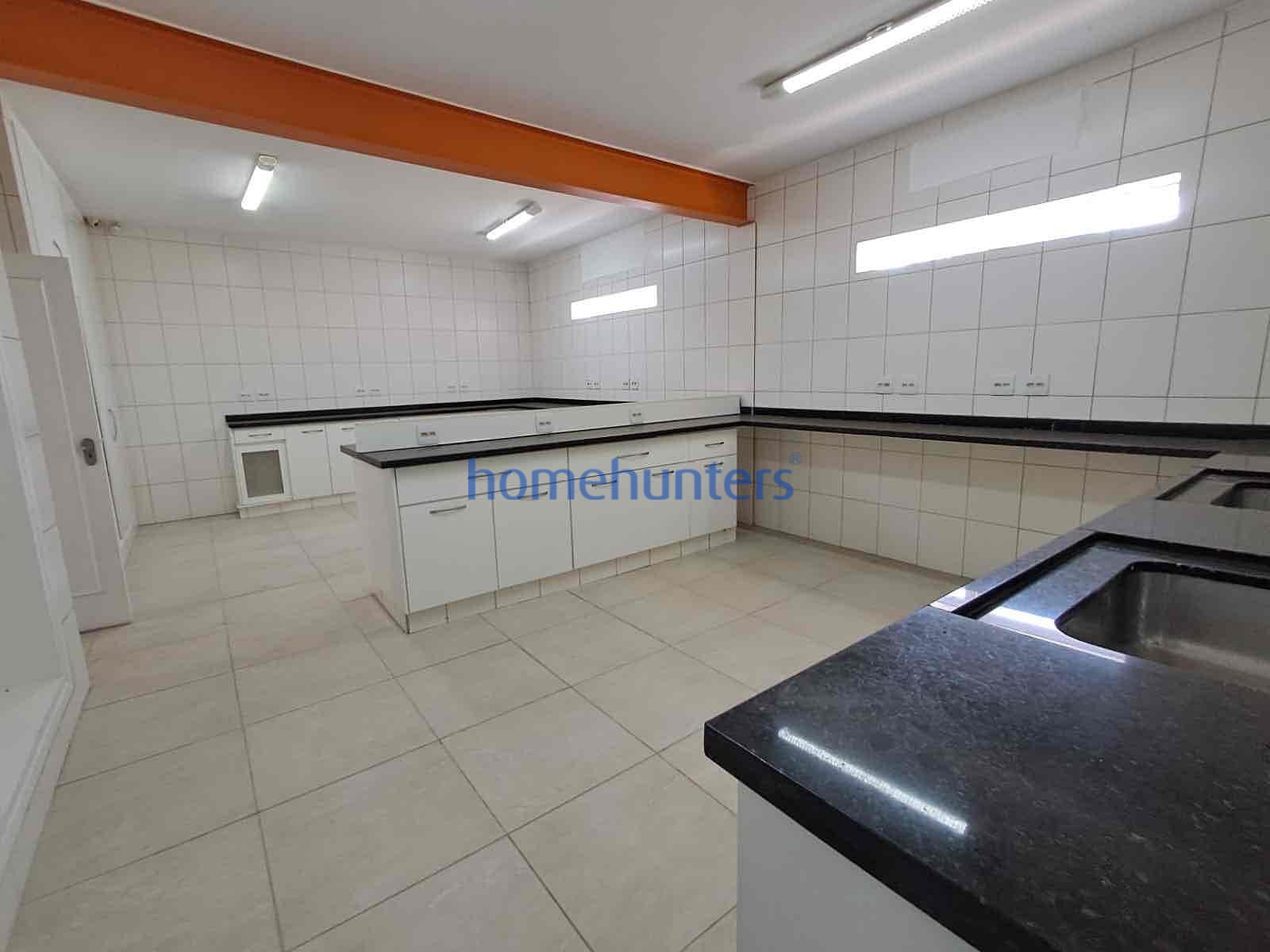 Casa para alugar com 1 quarto, 424m² - Foto 25