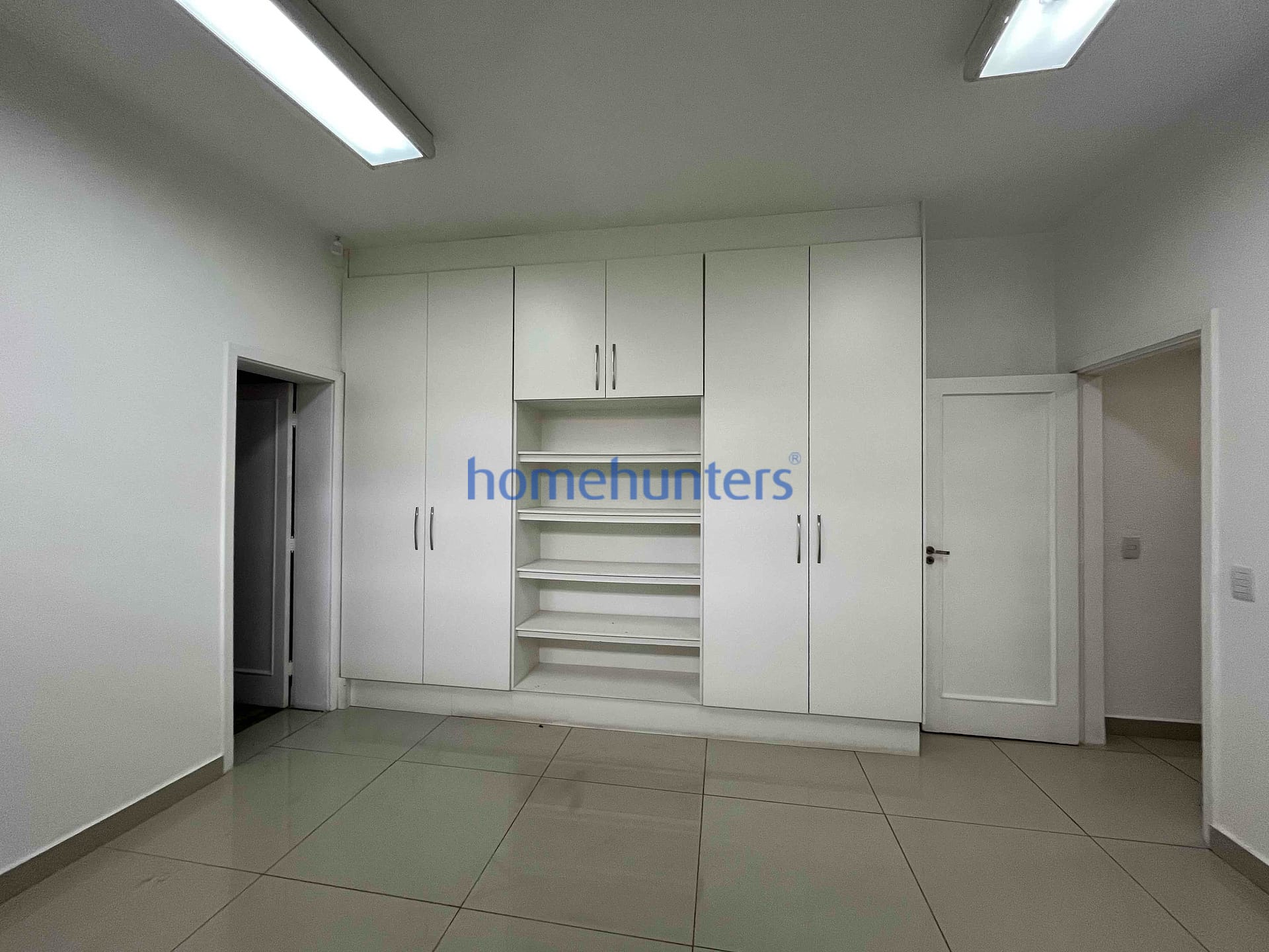 Casa para alugar com 1 quarto, 424m² - Foto 59