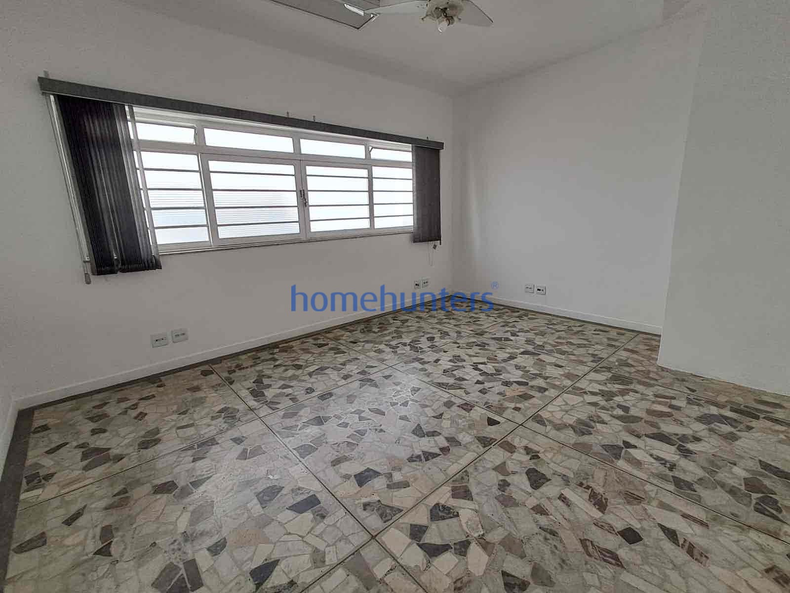Casa para alugar com 1 quarto, 424m² - Foto 19
