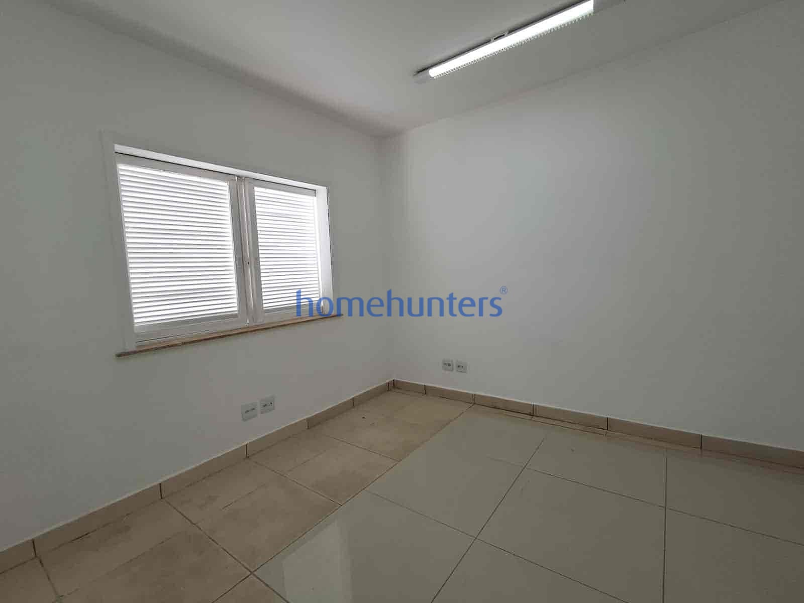 Casa para alugar com 1 quarto, 424m² - Foto 22