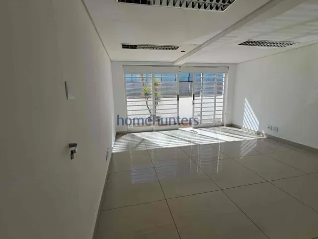 Casa com 425m², para alugar, no bairro Cambuí em Campinas