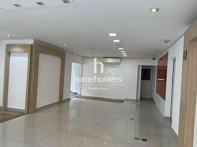 Casa com 425m², para alugar, no bairro Cambuí em Campinas