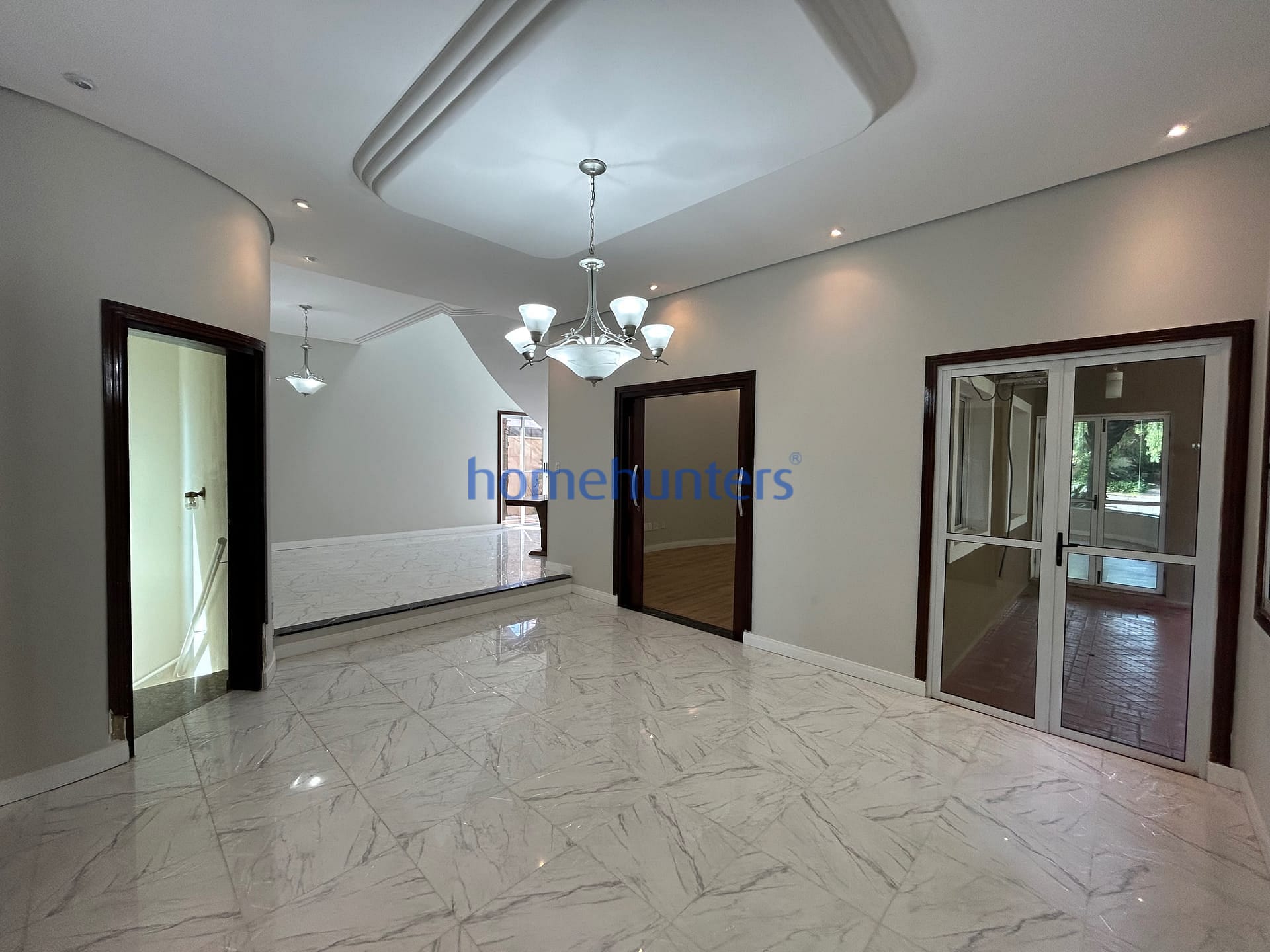 Casa à venda e aluguel com 5 quartos, 446m² - Foto 23