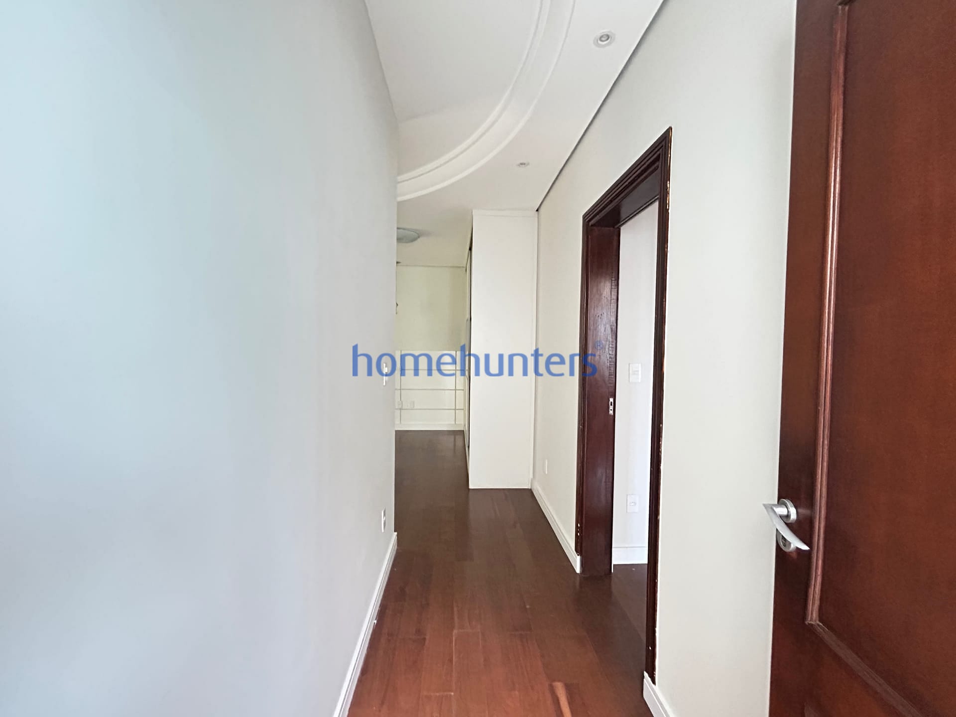 Casa à venda e aluguel com 5 quartos, 446m² - Foto 49