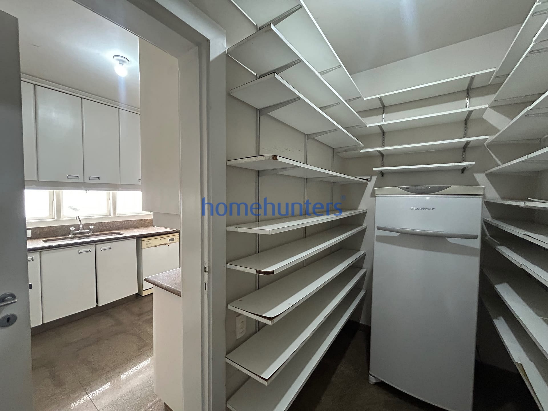Casa à venda e aluguel com 5 quartos, 629m² - Foto 32