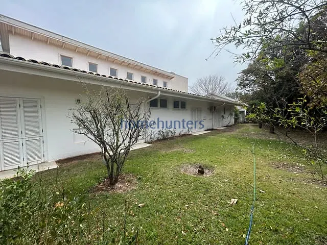 Casa com 1686m² 5 quartos e 8 banheiros, à venda ou para alugar, no bairro Sítios de Recreio Gramado em Campinas