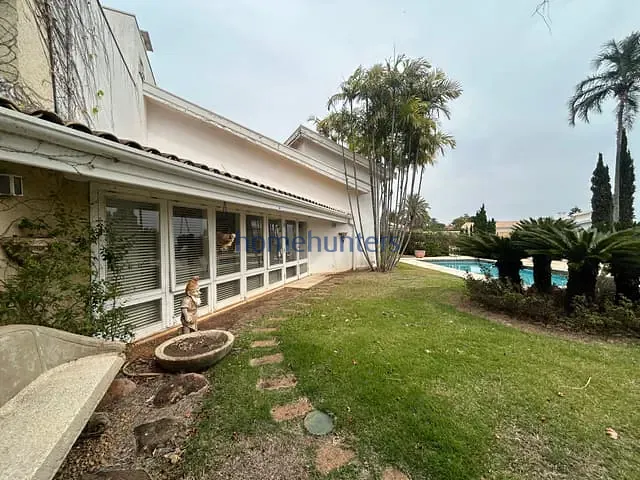 Casa com 1686m² 5 quartos e 8 banheiros, à venda ou para alugar, no bairro Sítios de Recreio Gramado em Campinas