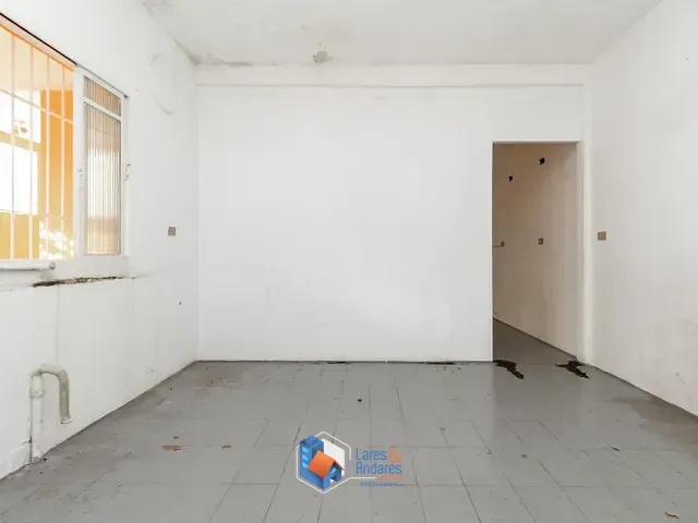 Casa com 250m² 4 quartos e 5 banheiros, à venda, no bairro Vila Zat em São Paulo