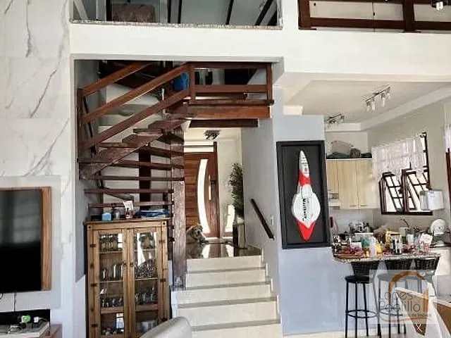 Casa com 571m² 3 quartos e 3 banheiros, à venda, no bairro Parque Rio Abaixo em Atibaia