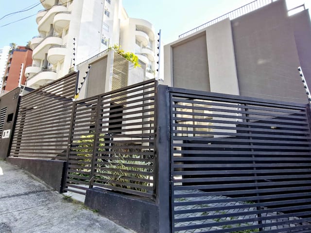 Foto do Casa - Casa no condomínio Condomínio Cuber Real Parque para venda com 2 quartos, sendo 1 suíte , 126m² | Lares e Andares Imóveis