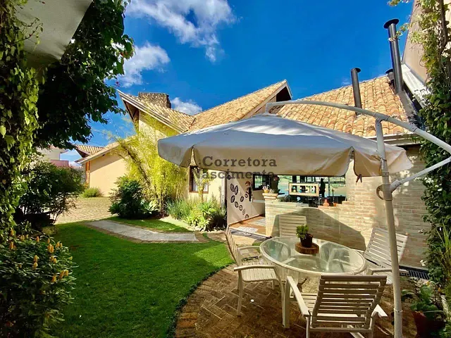 Casa com 690m² 7 quartos e 7 banheiros, à venda, no bairro Igaratá em Igaratá