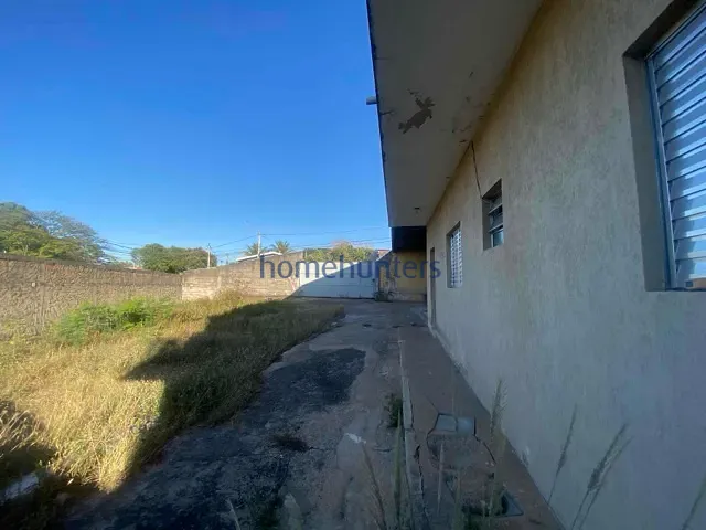 Casa 2 quartos e 2 banheiros, à venda, no bairro Jardim Ipaussurama em Campinas