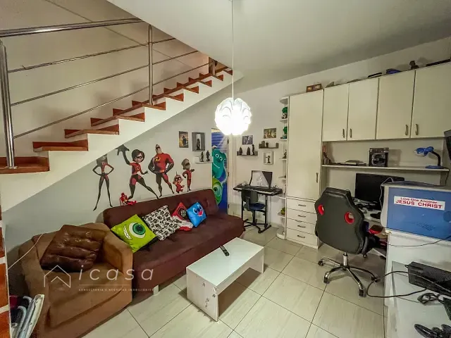 Casa com 270m² 7 quartos e 3 banheiros, à venda, no bairro Jardim Terras Do Sul em São José dos Campos