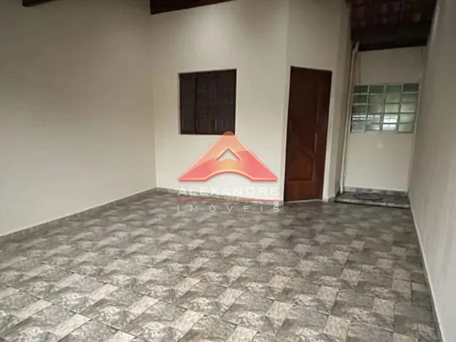 Casa com 125m² 2 quartos e 1 banheiro, à venda, no bairro Jardim Santa Inês III em São José dos Campos
