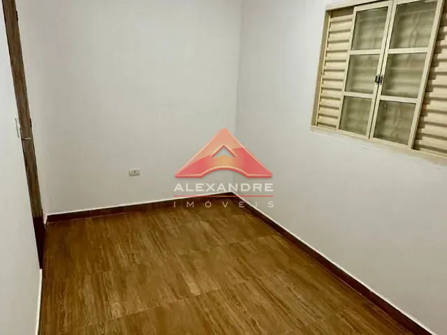 Casa com 125m² 2 quartos e 1 banheiro, à venda, no bairro Jardim Santa Inês III em São José dos Campos