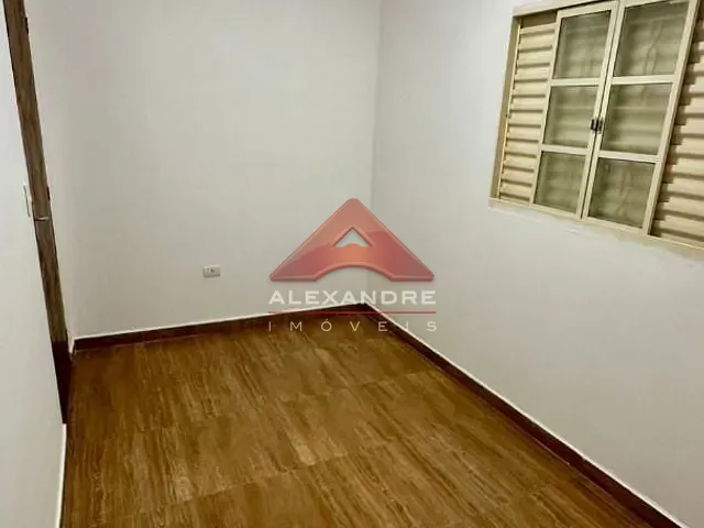 Casa com 125m² 2 quartos e 1 banheiro, à venda, no bairro Jardim Santa Inês III em São José dos Campos