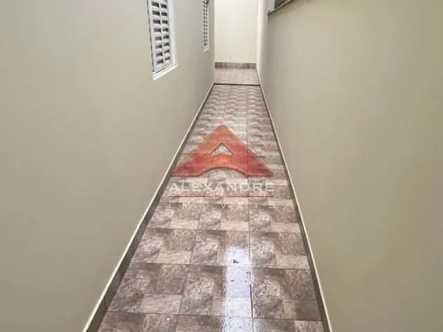 Casa com 125m² 2 quartos e 1 banheiro, à venda, no bairro Jardim Santa Inês III em São José dos Campos