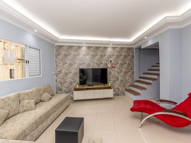 Foto do Sobrado - Sobrado para venda em Chora Menino com 4 quartos, sendo 1 suíte , 240m² | Lares e Andares Imóveis