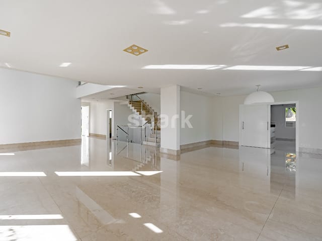 Casa com 1848m² 4 quartos e 7 banheiros, à venda, no bairro Alphaville em Santana de Parnaíba