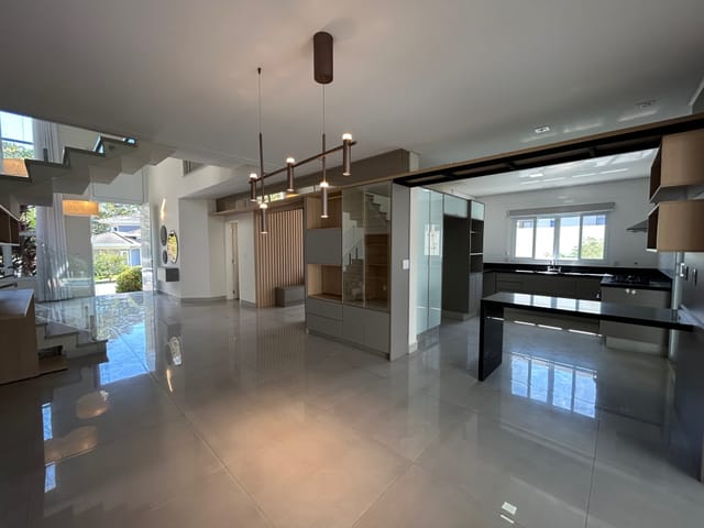 Foto do Casa - Casa de Alto Padrão no Swiss Park – 287m², 4 Quartos (3 Suítes), Piscina e Espaço Gourmet – R$ 2.490.000 | Home Hunters