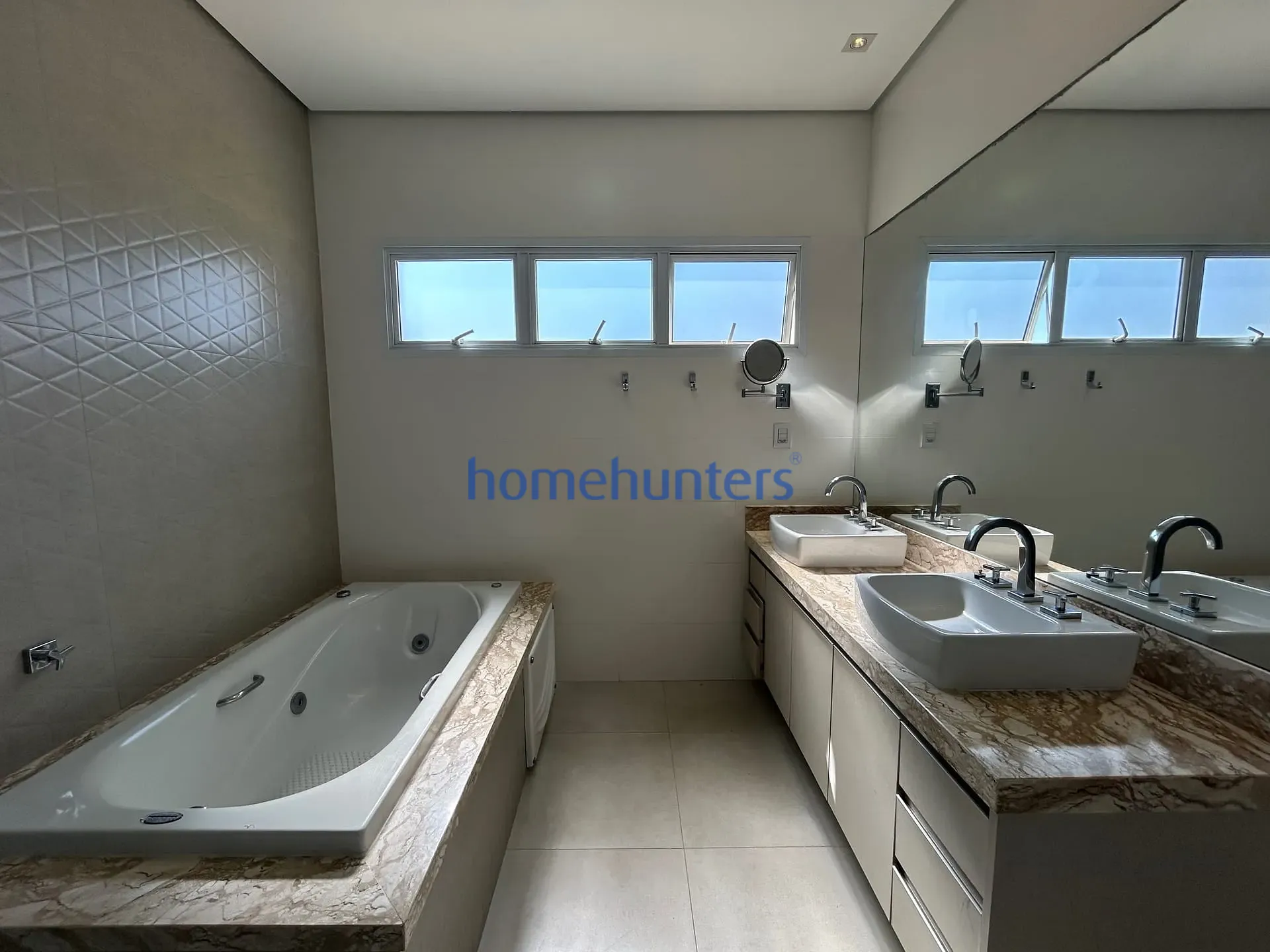 Casa, 4 quartos, 290 m² - Foto 57