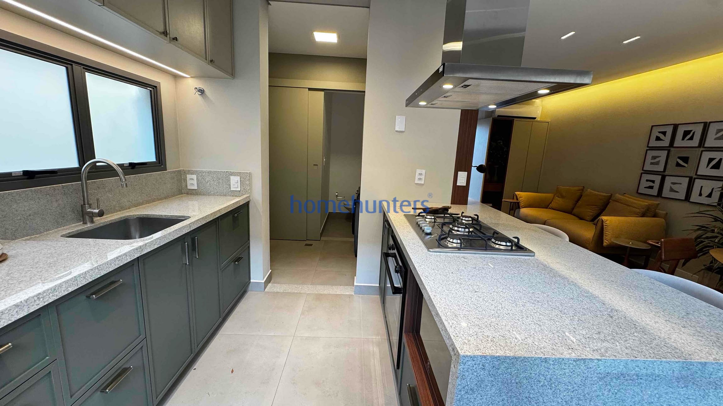 Casa à venda com 3 quartos, 170m² - Foto 11