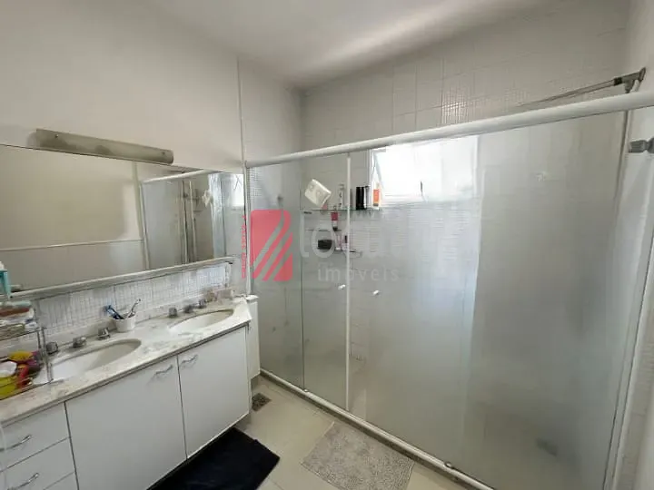 Casa de Condomínio com 4 quartos à venda e aluguel, 350m² — foto 35 de 44