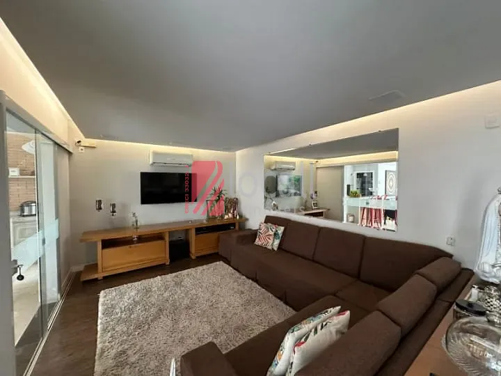 Casa de Condomínio com 4 quartos à venda e aluguel, 350m² — foto 8 de 44