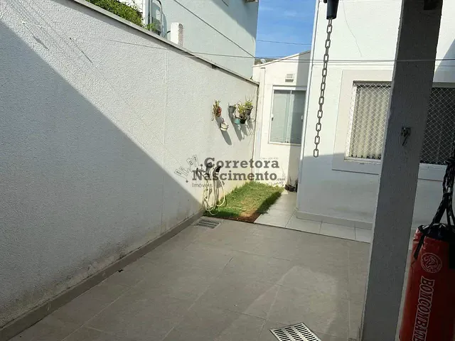 Casa com 140m² 3 quartos e 3 banheiros, à venda, no bairro Loteamento Villa Branca em Jacareí