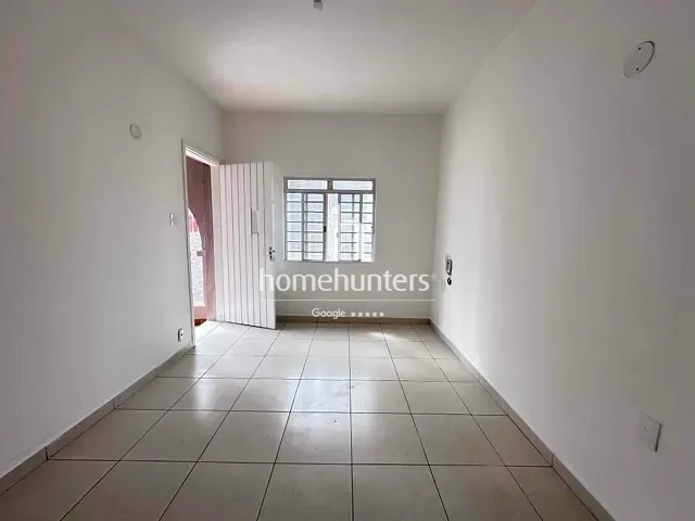 Casa com 220m² 3 quartos e 1 banheiro, à venda ou para alugar, no bairro Vila Itapura em Campinas