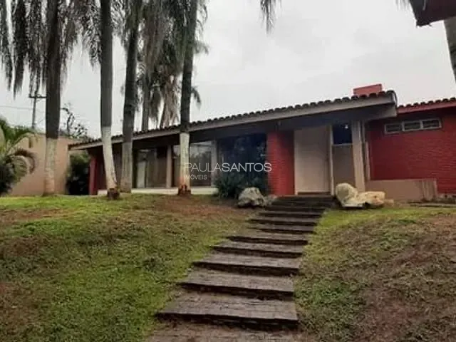 Casa com 938m² 4 quartos e 6 banheiros, à venda, no bairro Jardim Emília em Sorocaba