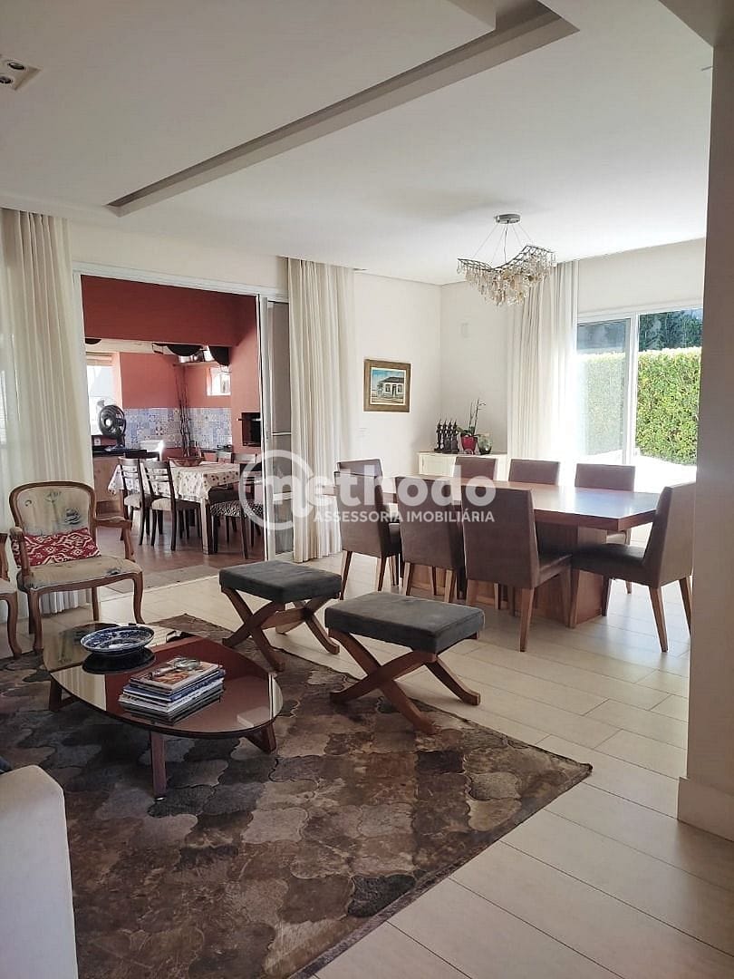 Casa, 4 quartos, 220 m² - Foto 3