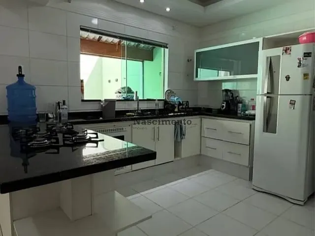 Casa com 160m² 3 quartos e 2 banheiros, à venda, no bairro Jardim Altos de Santana II em Jacareí
