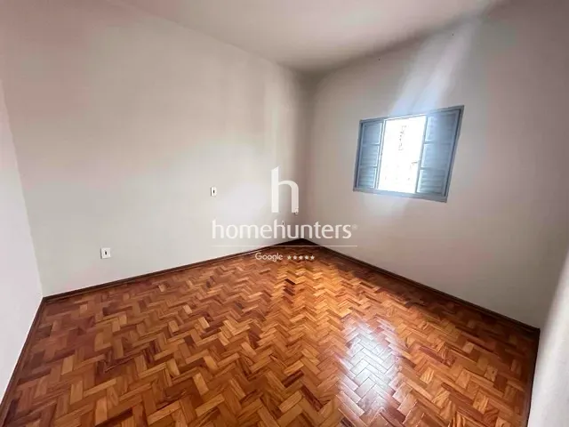 Casa 3 quartos e 1 banheiro, à venda, no bairro Jardim dos Oliveiras em Campinas