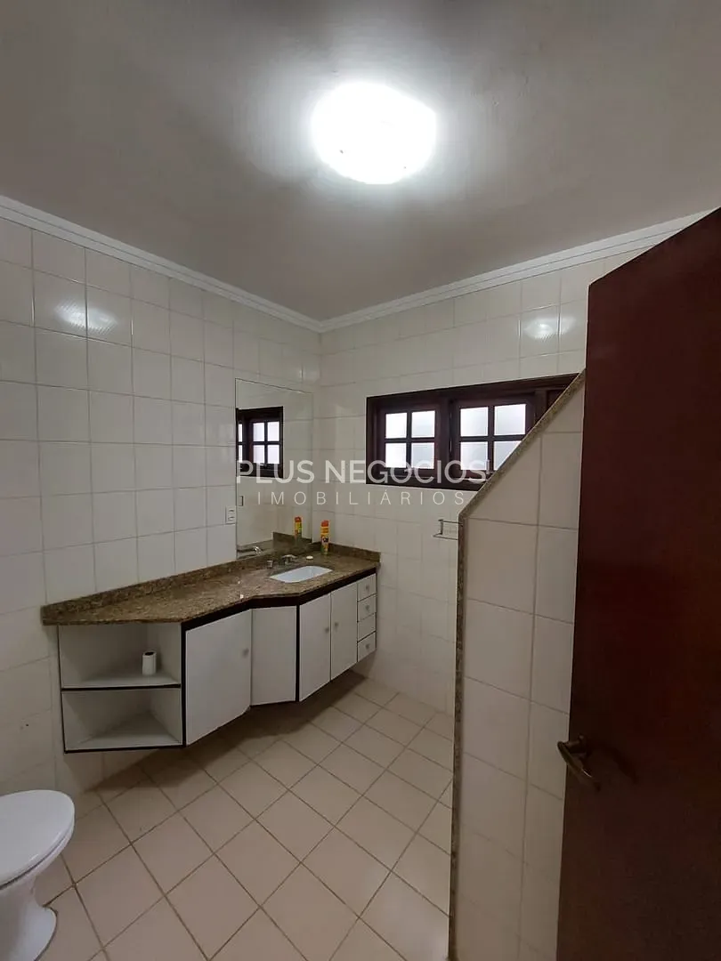 Casa, 4 quartos, 250 m² - Foto 17