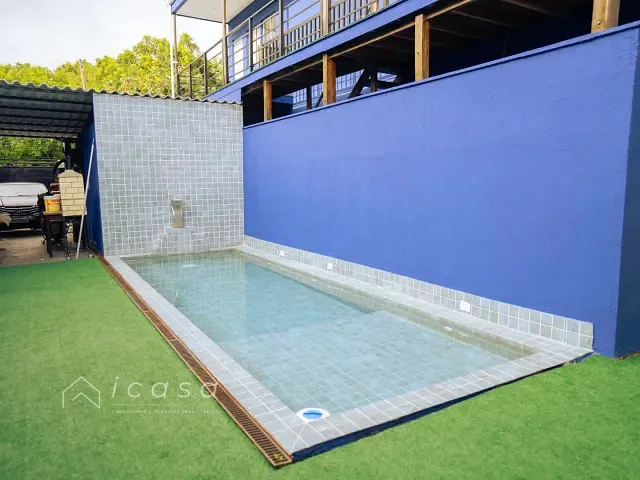 Casa com 500m² 4 quartos e 8 banheiros, à venda, no bairro Enseada em Guarujá