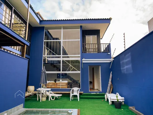 Casa com 500m² 4 quartos e 8 banheiros, à venda, no bairro Enseada em Guarujá