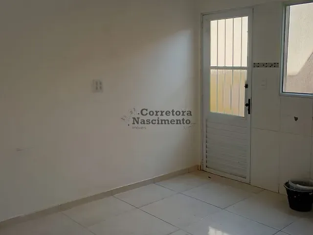 Casa com 181m² 2 quartos e 1 banheiro, à venda, no bairro Jardim Colinas em Jacareí